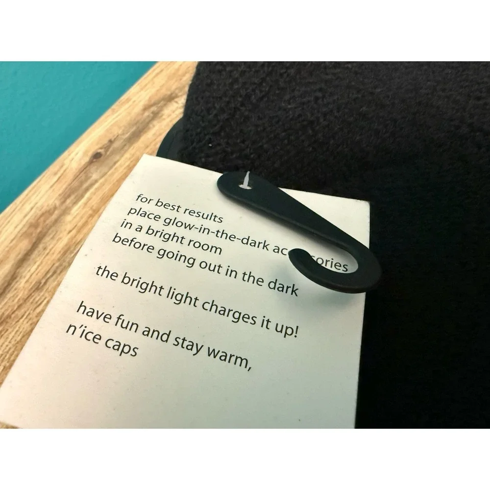 N'ICE CAPS Kids Glow in‎ the Dark Knitted Hat With Ear Flaps Trapper Boys Black